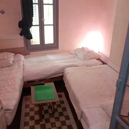 Hypercentre - Free Parking - Self Check In דירה טייר